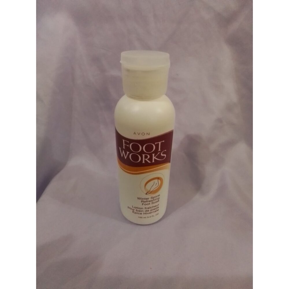 Avon Foot Works Winter Spice Refreshing Foot Soak Lotion 3.4 fl. oz -Limited Edi